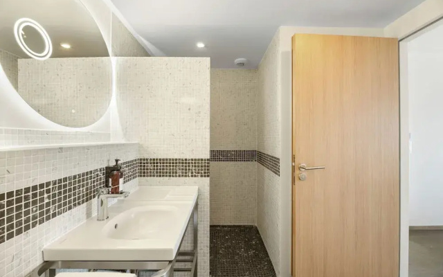 Novaya Suites