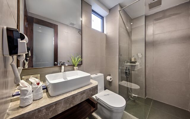 Halina Hotel & Apartment