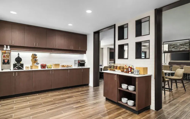Residence Inn By Marriott Richmond Airport