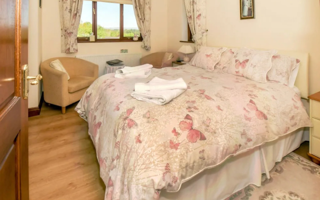 Erris Villa