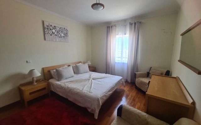 Oliveira's Atlantic View - 2 bed apt Sleeps 6
