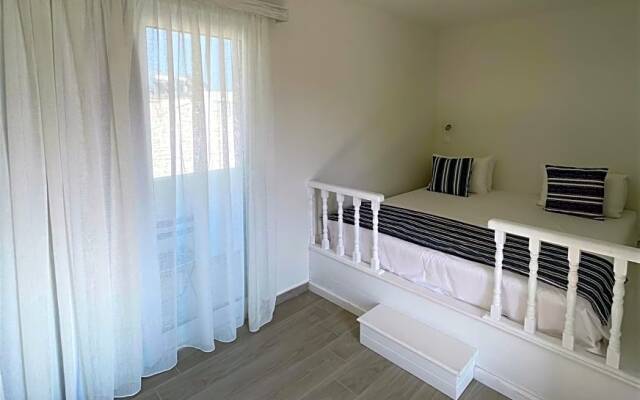 Stegna Akti Luxury Suites