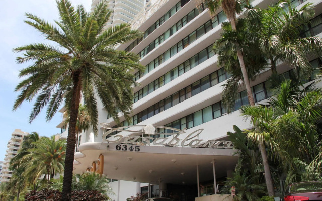 Deluxe Private Studios at the Casablanca