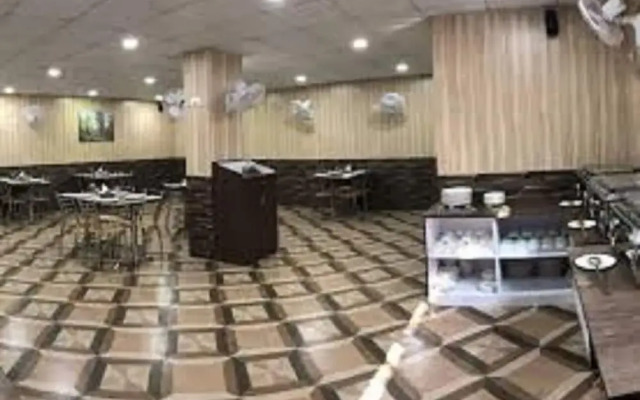 Hotel Aura