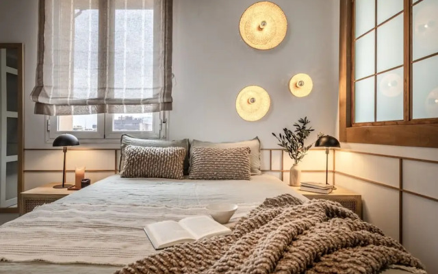 Lora - 2 Bedroom Apartment in Almagro