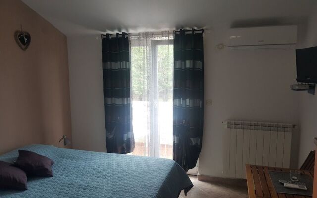 Martina Guest House