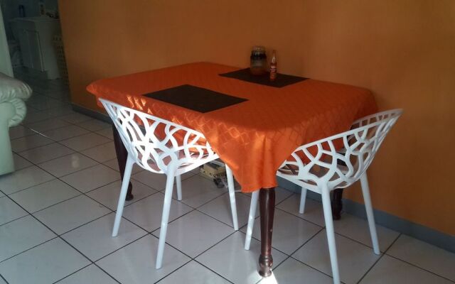Camelia Rooms