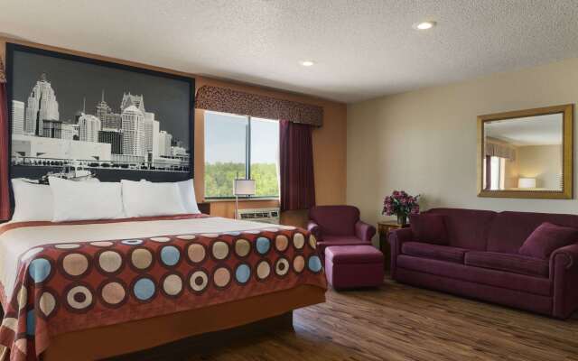 Super 8 by Wyndham Taylor/Detroit Area
