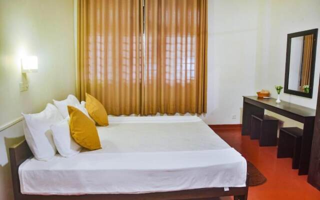 The Beach House Hikkaduwa
