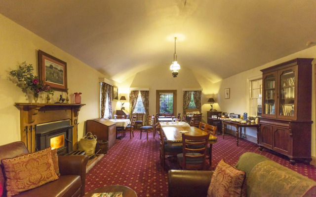 The Racecourse Inn