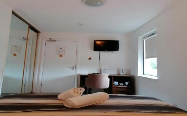 Livingston Lodge Hotel