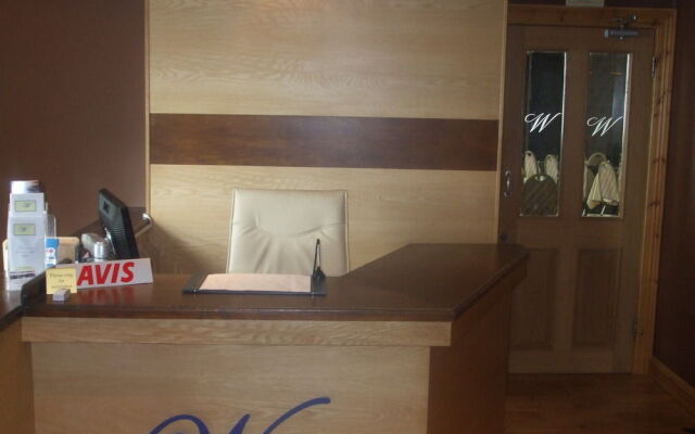 Waverley Hotel