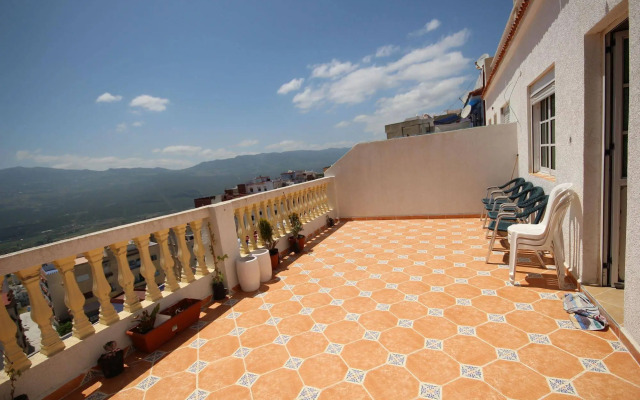 Mina House