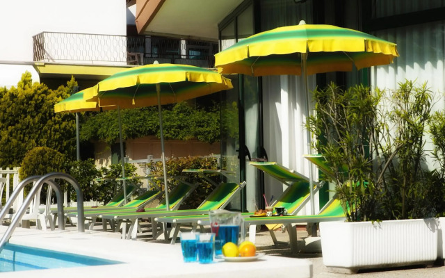 Hotel American