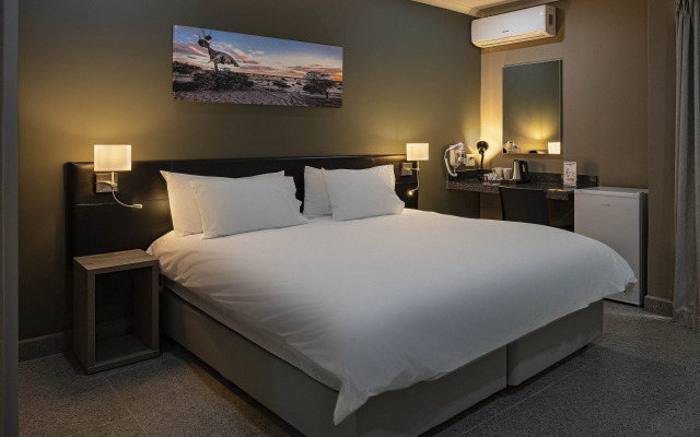 Naba Lodge