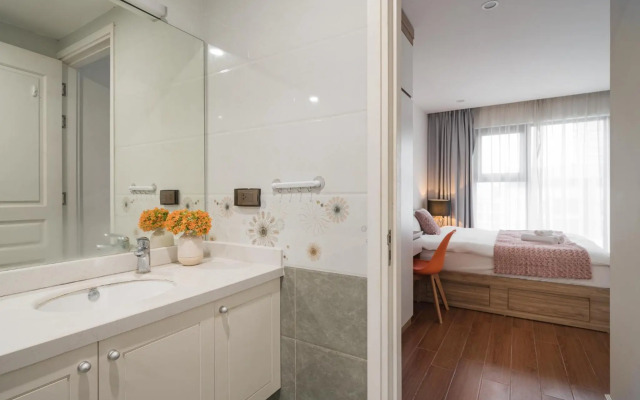 Troy House - D'Leroi Soleil - 59 Xuan Dieu