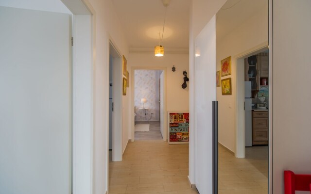 Apartment Pastel