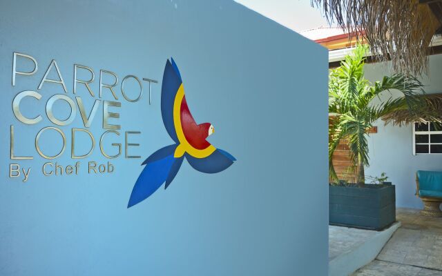 Parrot Cove Lodge