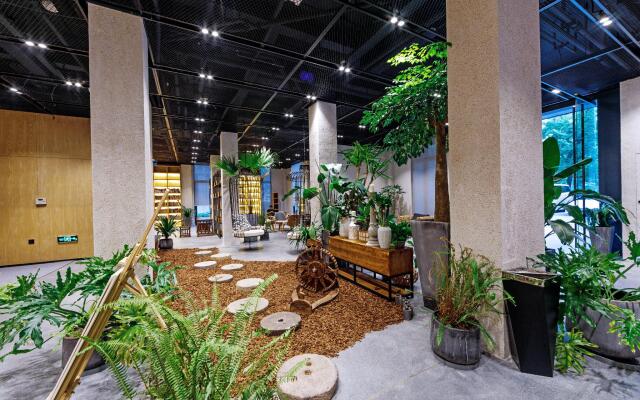 Starway Hotel Anji Avenue