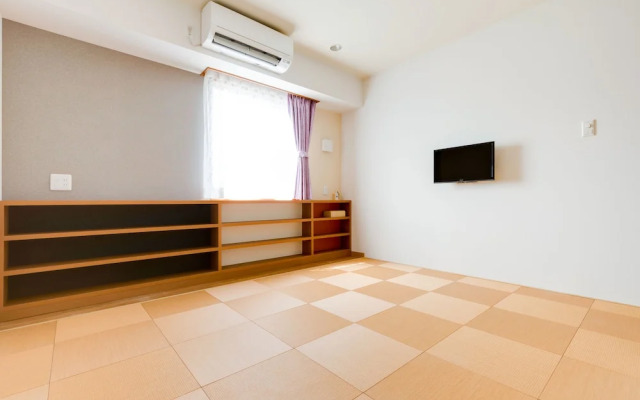 Kansai Seaside Hotel