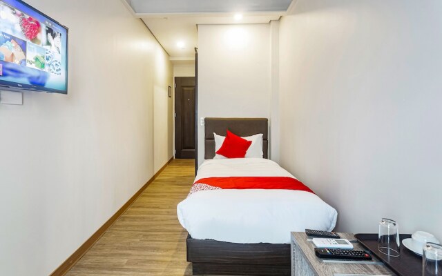 Oyo 241 Airo Hotel