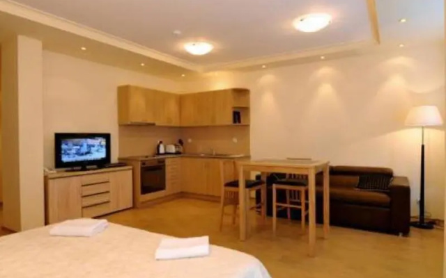 Parklands Hotel