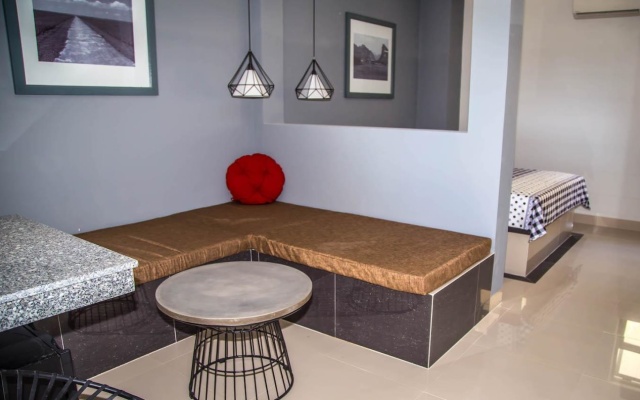 Mui Ne Hills Villa Hotel – Guest Rooms – Phan Thiet