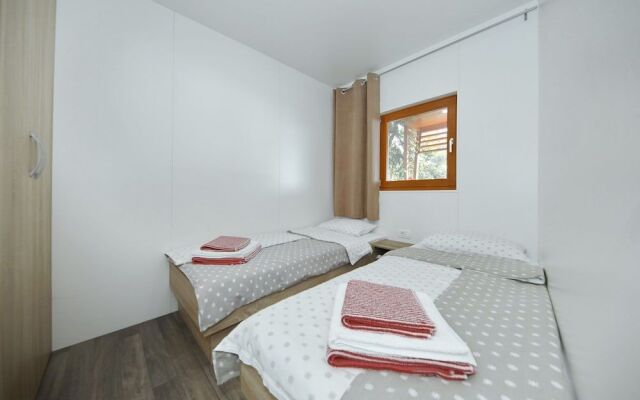 Mobile Home Kalcit
