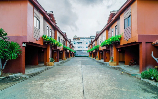 OYO 535 Phadaeng Hotel
