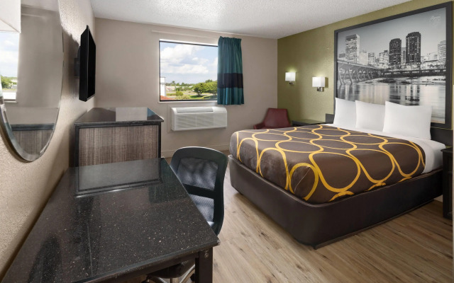 Super 8 by Wyndham Richmond Midlothian Turnpike