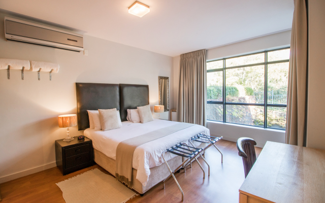 The Glen Apartments