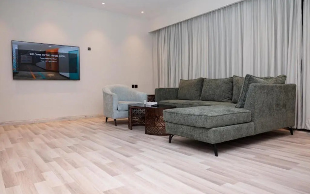 Jadeel Hotel