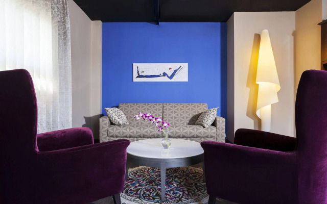 PLAY Seaport Suite Hotel TLV