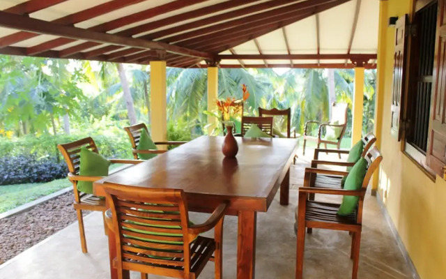 Peacock Point - Whole Villa 2 Bedroom (Sleeps 4)