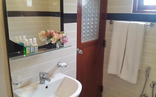 Peacock Vista - Polonnaruwa