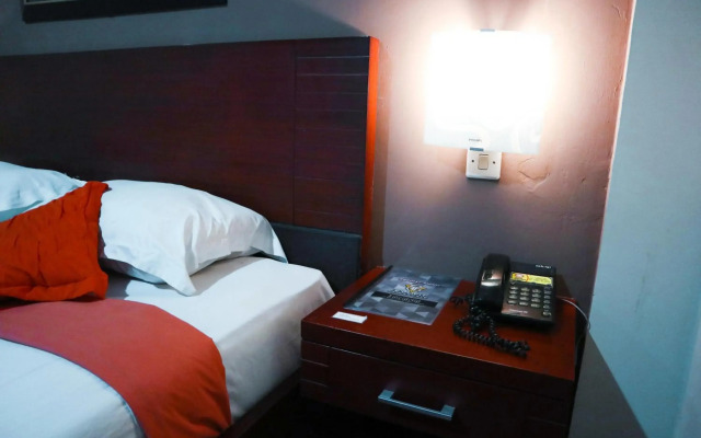 Helios Hotel