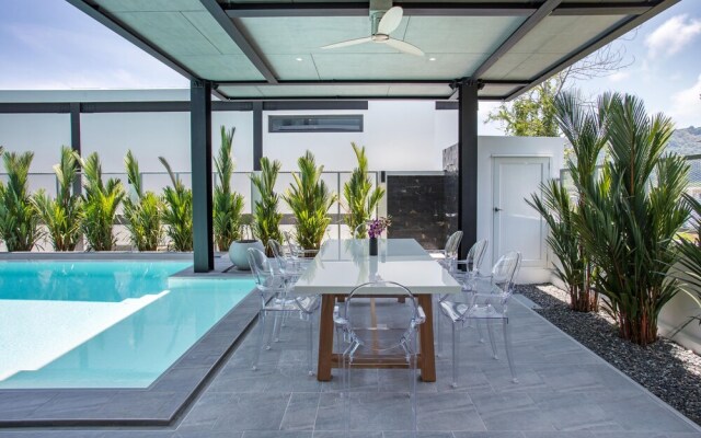 Stylish Salt Pool Villa Sunset Garden 5