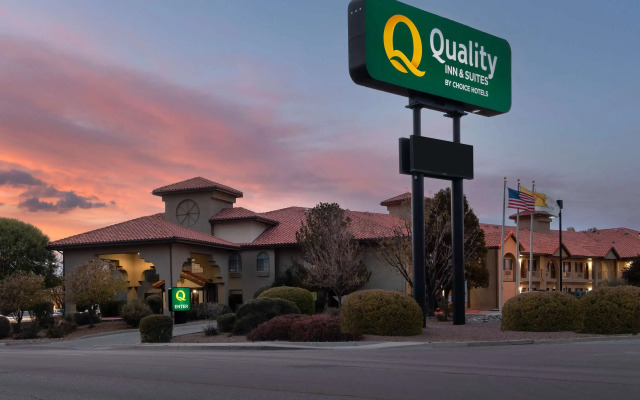 Quality Inn & Suites Gallup I-40 Exit 20