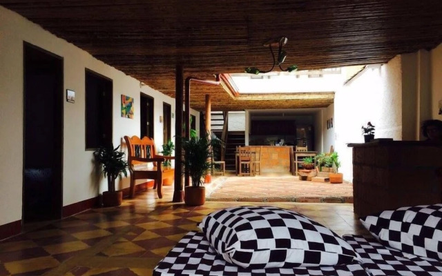 Sgt Pepper's Hostel