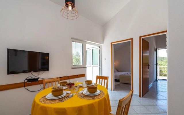 Stunning Home in Molat With Wifi and 2 Bedrooms