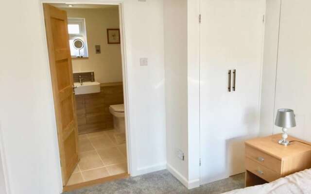 Shalom Suite With Ensuite