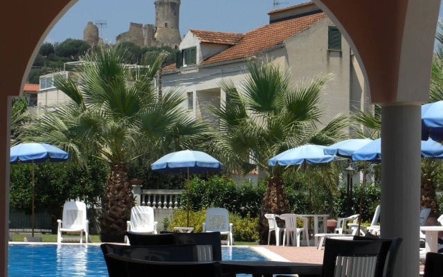 Residence Hotel Villa Laura
