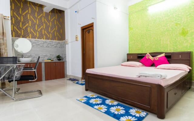 Trinayan Guest House