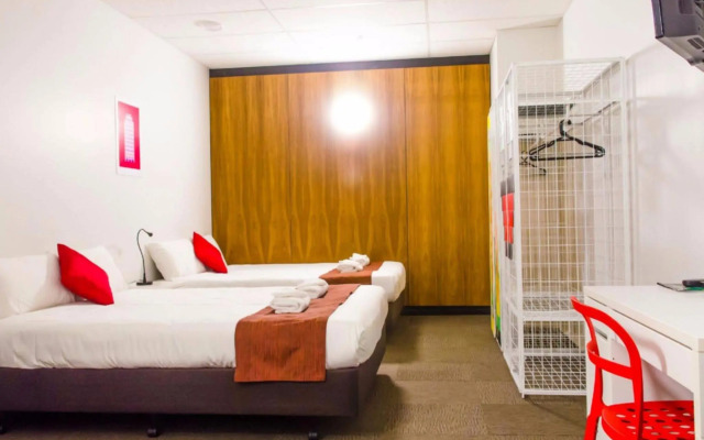 The Setup on Manners