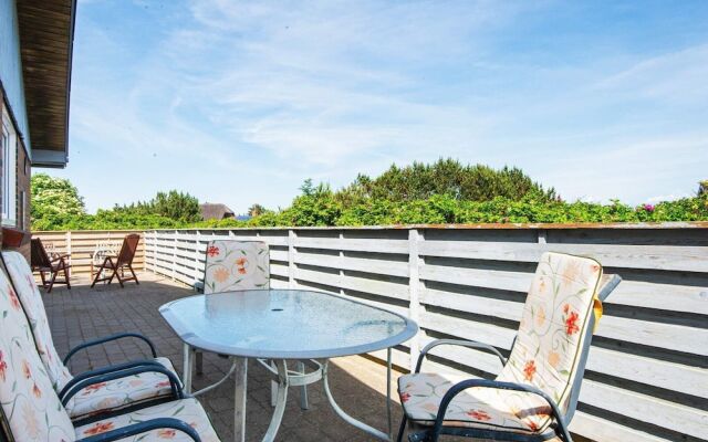 10 Person Holiday Home in Ringkobing