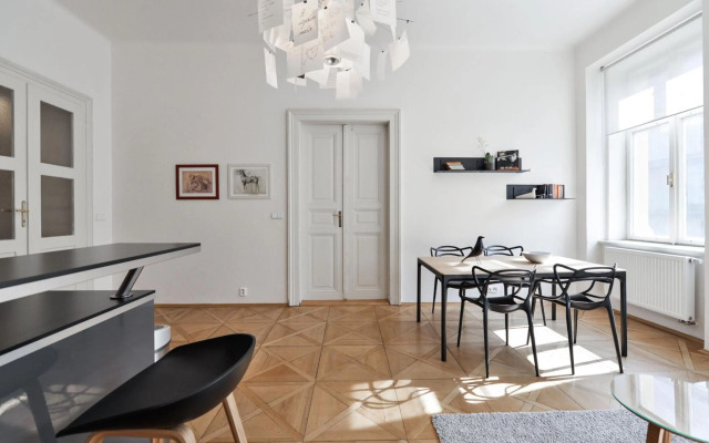 Kafka's Head Apartment