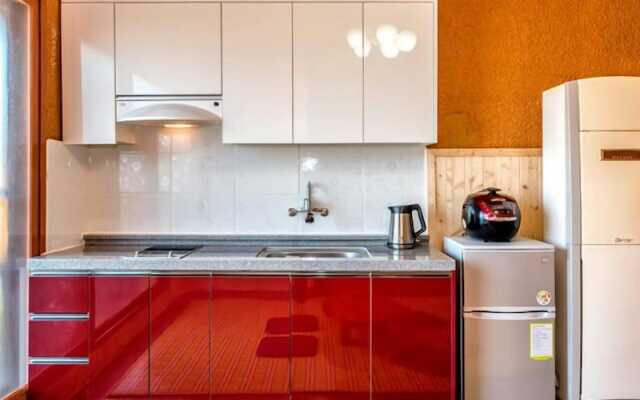 Jangchun Red Clay Pension