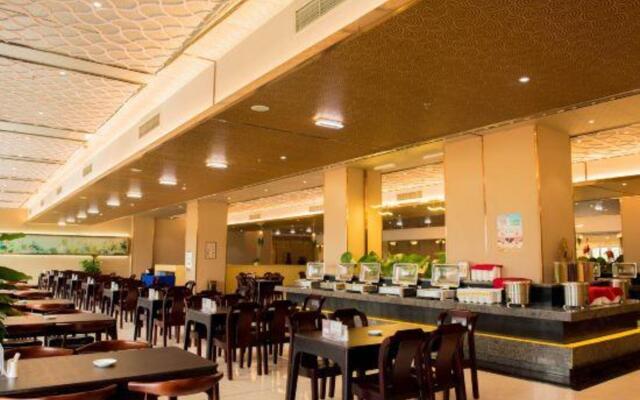 Zhongyuan International Hotel