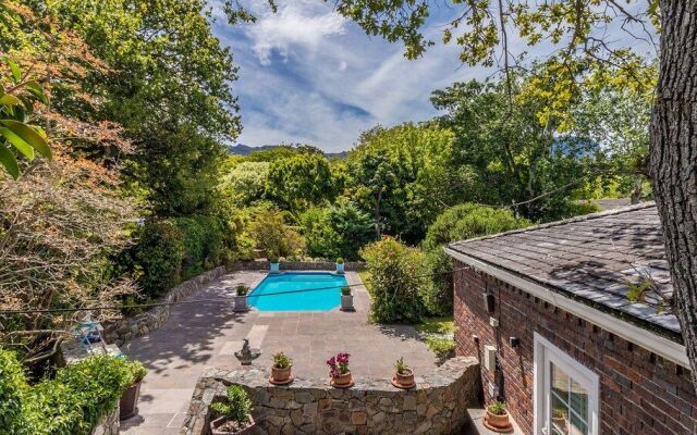 Alphen Lodge Constantia