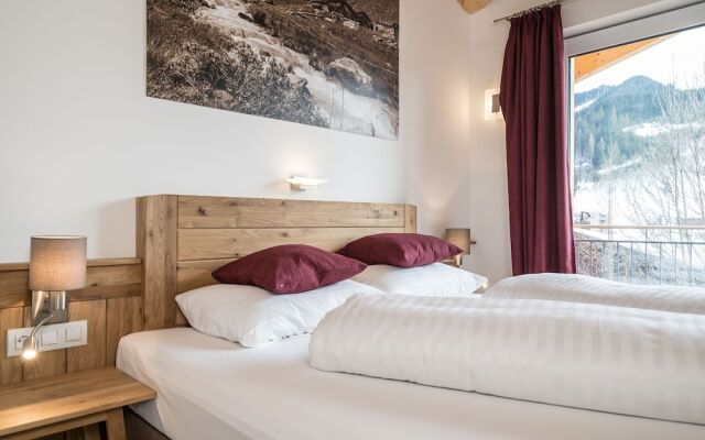 Spacious Apartment in Werfenweng near Lake